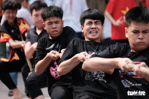 Ngày vui của những đứa trẻ ăn mừng trong im lặng - Ảnh 3. Ngày vui của những đứa trẻ ăn mừng trong im lặng - Ảnh 3.