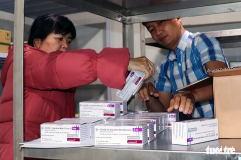 Chiều 16-4, 14 ca mắc COVID-19 nhập cảnh, số ca nhiễm toàn cầu tăng mạnh - Ảnh 1. Chiều 16-4, 14 ca mắc COVID-19 nhập cảnh, số ca nhiễm toàn cầu tăng mạnh - Ảnh 1.