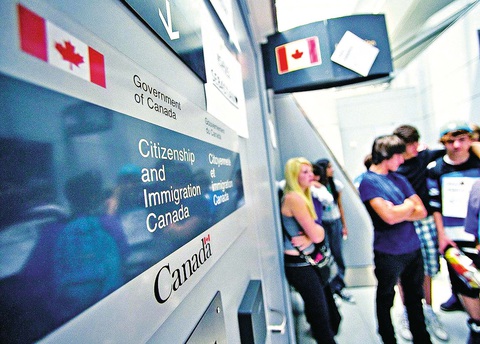 Canada cấp quy chế định cư lâu dài cho 90.000 sinh viên và lao động nước ngoài - Ảnh 1. Canada cấp quy chế định cư lâu dài cho 90.000 sinh viên và lao động nước ngoài - Ảnh 1.