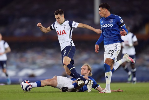 Níu chân nhau, Tottenham và Everton cùng xa top 4 - Ảnh 1. Níu chân nhau, Tottenham và Everton cùng xa top 4 - Ảnh 1.