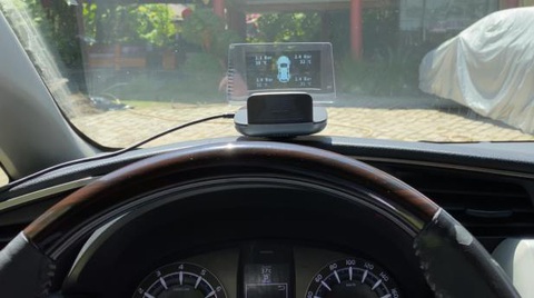Biến xế yêu thành ‘Smartcar’ với HUD dẫn đường VIETMAP mới - Ảnh 2. Biến xế yêu thành ‘Smartcar’ với HUD dẫn đường VIETMAP mới - Ảnh 2.