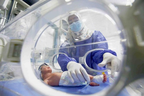Mẹ mang thai có thể truyền kháng thể ngừa virus corona cho con - Ảnh 1. Mẹ mang thai có thể truyền kháng thể ngừa virus corona cho con - Ảnh 1.