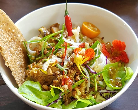Nhớ Hội An, thèm món ăn tuyệt chiêu của ca sĩ Ánh Tuyết - Ảnh 2. Nhớ Hội An, thèm món ăn tuyệt chiêu của ca sĩ Ánh Tuyết - Ảnh 2.