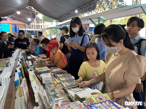 Ngày sách Việt Nam năm 2021 nuôi dưỡng tình yêu sách và văn hóa đọc - Ảnh 1. Ngày sách Việt Nam năm 2021 nuôi dưỡng tình yêu sách và văn hóa đọc - Ảnh 1.