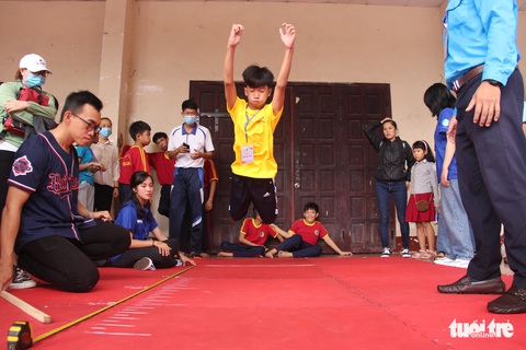 400 người khuyết tật năng động đua tranh thể thao vui khỏe, yêu thương - Ảnh 8. 400 người khuyết tật năng động đua tranh thể thao vui khỏe, yêu thương - Ảnh 8.