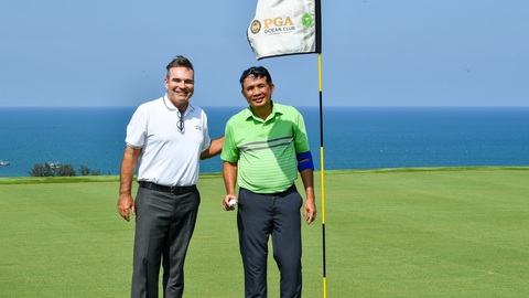 Cú hole in one gần 11 tỉ đồng của NovaWorld Friendship 2021 đã có chủ - Ảnh 2. Cú hole in one gần 11 tỉ đồng của NovaWorld Friendship 2021 đã có chủ - Ảnh 2.
