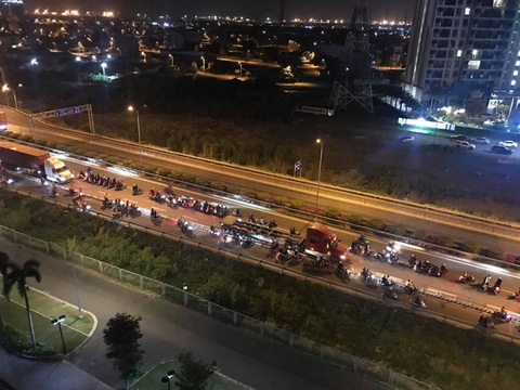 Tại sao khởi tố vụ án tổ chức đua xe, lại khởi tố bị can gây rối? - Ảnh 1. Tại sao khởi tố vụ án tổ chức đua xe, lại khởi tố bị can gây rối? - Ảnh 1.