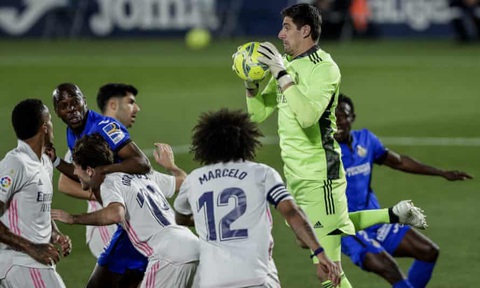Real Madrid may mắn chia điểm trước Getafe - Ảnh 1. Real Madrid may mắn chia điểm trước Getafe - Ảnh 1.