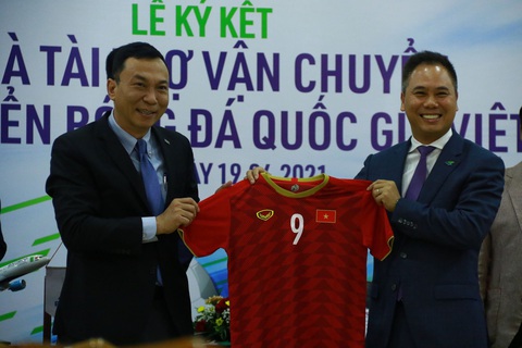 Đội tuyển Việt Nam sẽ đi máy bay riêng đến UAE dự vòng loại World Cup 2022 - Ảnh 1. Đội tuyển Việt Nam sẽ đi máy bay riêng đến UAE dự vòng loại World Cup 2022 - Ảnh 1.