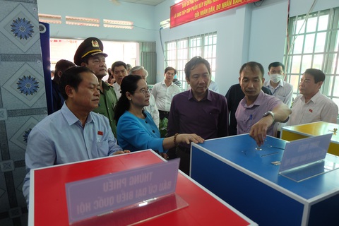 Lập phương án không tập trung quá đông người ở phòng bỏ phiếu ngày bầu cử - Ảnh 1. Lập phương án không tập trung quá đông người ở phòng bỏ phiếu ngày bầu cử - Ảnh 1.
