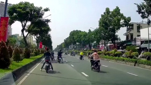 Cần xóa tận gốc nạn đua xe trái phép - Ảnh 1. Cần xóa tận gốc nạn đua xe trái phép - Ảnh 1.