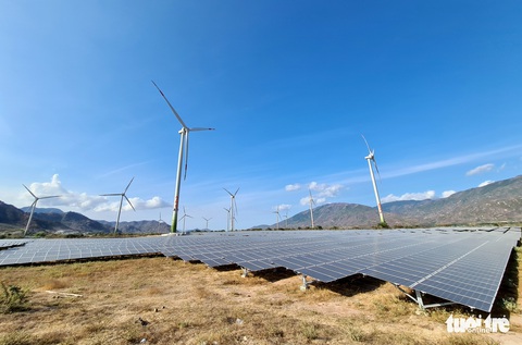 Trung Nam bất ngờ bán 49% cổ phần nhà máy điện mặt trời 204 MW tại Ninh Thuận - Ảnh 1. Trung Nam bất ngờ bán 49% cổ phần nhà máy điện mặt trời 204 MW tại Ninh Thuận - Ảnh 1.