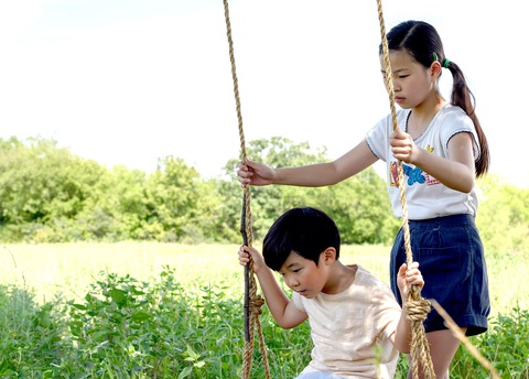Khi Việt Nam ở bên lề văn hóa đại chúng - Ảnh 1. Khi Việt Nam ở bên lề văn hóa đại chúng - Ảnh 1.