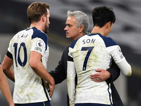 Tottenham sa thải HLV Mourinho - Ảnh 2. Tottenham sa thải HLV Mourinho - Ảnh 2.