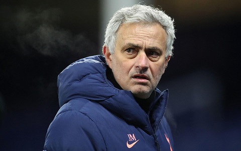 Tottenham sa thải HLV Mourinho - Ảnh 1. Tottenham sa thải HLV Mourinho - Ảnh 1.
