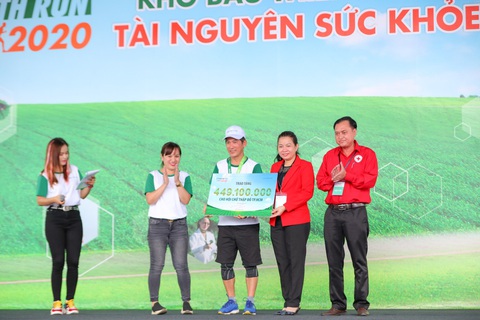 Nutrilite lan tỏa thông điệp sức khỏe ý nghĩa trong ngày hội chạy bộ - Ảnh 3. Nutrilite lan tỏa thông điệp sức khỏe ý nghĩa trong ngày hội chạy bộ - Ảnh 3.
