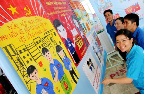 Diễn viên Lê Minh Thành, nhà văn Nguyễn Công Liệt rút tên ứng cử Quốc hội và HĐND TP - Ảnh 1. Diễn viên Lê Minh Thành, nhà văn Nguyễn Công Liệt rút tên ứng cử Quốc hội và HĐND TP - Ảnh 1.