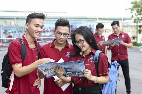 Chọn xét học bạ bỏ qua áp lực mùa thi - Ảnh 2. Chọn xét học bạ bỏ qua áp lực mùa thi - Ảnh 2.