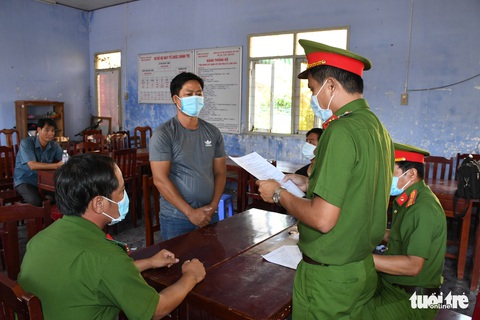 Khởi tố vợ chồng lừa đảo chiếm đoạt tài sản hơn 4 tỉ đồng - Ảnh 1. Khởi tố vợ chồng lừa đảo chiếm đoạt tài sản hơn 4 tỉ đồng - Ảnh 1.