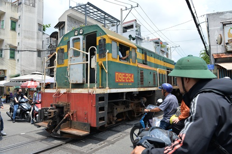 Giao vốn bảo trì đường sắt: Nhùng nhằng, thiếu trách nhiệm! - Ảnh 3. Giao vốn bảo trì đường sắt: Nhùng nhằng, thiếu trách nhiệm! - Ảnh 3.