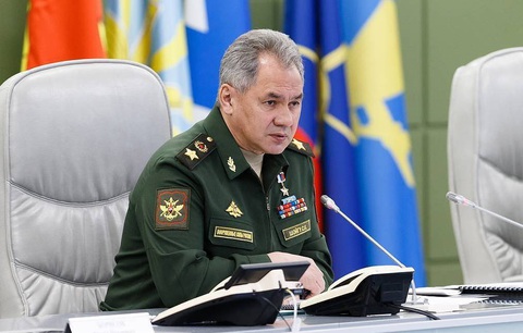 Bộ trưởng Quốc phòng Nga tới Crimea giám sát tập trận lớn - Ảnh 1. Bộ trưởng Quốc phòng Nga tới Crimea giám sát tập trận lớn - Ảnh 1.
