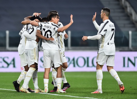 Ronaldo ‘tịt ngòi, Juventus lội ngược dòng trước Parma nhờ hàng thủ - Ảnh 3. Ronaldo ‘tịt ngòi, Juventus lội ngược dòng trước Parma nhờ hàng thủ - Ảnh 3.
