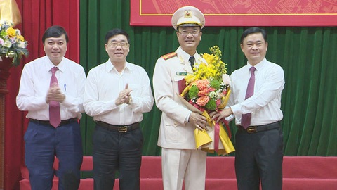 Giám đốc Công an tỉnh Bắc Ninh làm giám đốc Công an tỉnh Nghệ An - Ảnh 1. Giám đốc Công an tỉnh Bắc Ninh làm giám đốc Công an tỉnh Nghệ An - Ảnh 1.