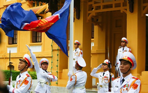 Thủ tướng Phạm Minh Chính công du, dự hội nghị lãnh đạo ASEAN tại Indonesia - Ảnh 2. Thủ tướng Phạm Minh Chính công du, dự hội nghị lãnh đạo ASEAN tại Indonesia - Ảnh 2.