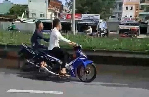 UBND TP.HCM yêu cầu lên phương án ngăn đua xe trái phép dịp lễ 30-4, 1-5 - Ảnh 1. UBND TP.HCM yêu cầu lên phương án ngăn đua xe trái phép dịp lễ 30-4, 1-5 - Ảnh 1.