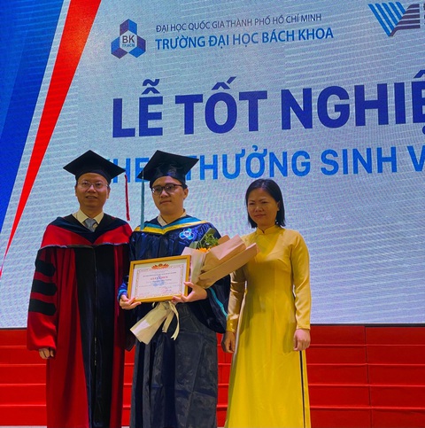 Một sinh viên hoàn thành chương trình tại ĐH Bách khoa TP.HCM trong 3 năm rưỡi, đạt loại giỏi - Ảnh 1. Một sinh viên hoàn thành chương trình tại ĐH Bách khoa TP.HCM trong 3 năm rưỡi, đạt loại giỏi - Ảnh 1.