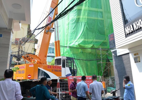 7 công trình sai phép từ 2 đến 5 tầng giữa quận 10, khó vậy mà họ vẫn làm được - Ảnh 2. 7 công trình sai phép từ 2 đến 5 tầng giữa quận 10, khó vậy mà họ vẫn làm được - Ảnh 2.