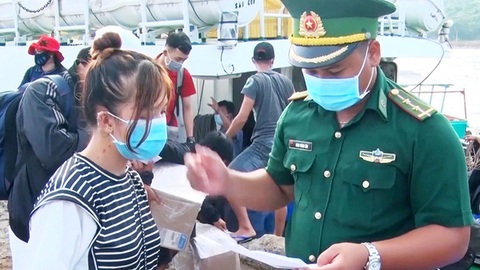 Nguy cơ bùng phát dịch từ nhập cảnh trái phép, Thủ tướng yêu cầu không lơ là, chủ quan - Ảnh 1. Nguy cơ bùng phát dịch từ nhập cảnh trái phép, Thủ tướng yêu cầu không lơ là, chủ quan - Ảnh 1.