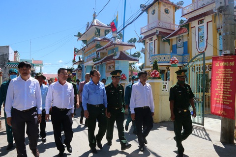 Bí thư Nguyễn Văn Nên thăm Thạnh An trước ngày thành xã đảo - Ảnh 6. Bí thư Nguyễn Văn Nên thăm Thạnh An trước ngày thành xã đảo - Ảnh 6.