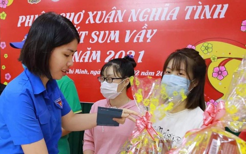 Nữ thủ lĩnh của bạn trẻ công nhân - Ảnh 1. Nữ thủ lĩnh của bạn trẻ công nhân - Ảnh 1.