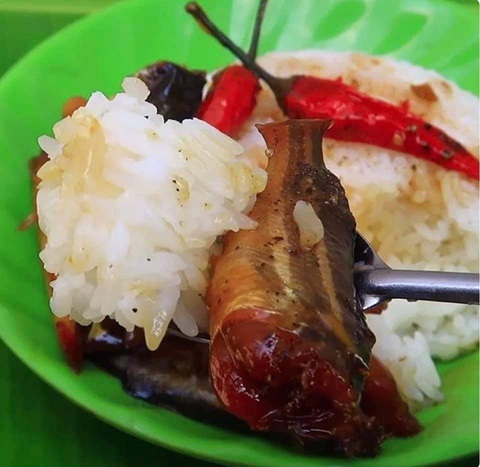 Con cá chốt giấy Cà Mau và cô Năm kho quẹt - Ảnh 4. Con cá chốt giấy Cà Mau và cô Năm kho quẹt - Ảnh 4.