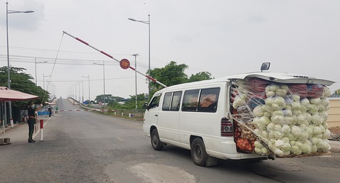 Ngày đêm bám chốt, giữ lá chắn chống dịch ở biên giới Tây Nam - Ảnh 7. Ngày đêm bám chốt, giữ lá chắn chống dịch ở biên giới Tây Nam - Ảnh 7.