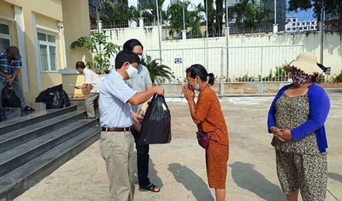 Campuchia thêm 616 ca nhiễm và người Việt hành động đẹp, được hoan nghênh - Ảnh 1. Campuchia thêm 616 ca nhiễm và người Việt hành động đẹp, được hoan nghênh - Ảnh 1.