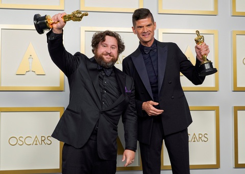 Oscar 2021: Nomadland giành 3 tượng vàng cho phim, đạo diễn và nữ chính xuất sắc - Ảnh 16. Oscar 2021: Nomadland giành 3 tượng vàng cho phim, đạo diễn và nữ chính xuất sắc - Ảnh 16.
