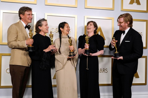 Điện ảnh châu Á - ngôi sao đang lên của giải Oscar - Ảnh 1. Điện ảnh châu Á - ngôi sao đang lên của giải Oscar - Ảnh 1.