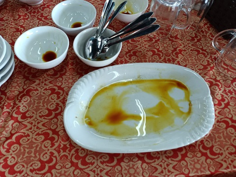 Nhà hàng bán ốc hương 1,8 triệu đồng/kg bị yêu cầu đóng cửa tạm thời - Ảnh 3. Nhà hàng bán ốc hương 1,8 triệu đồng/kg bị yêu cầu đóng cửa tạm thời - Ảnh 3.