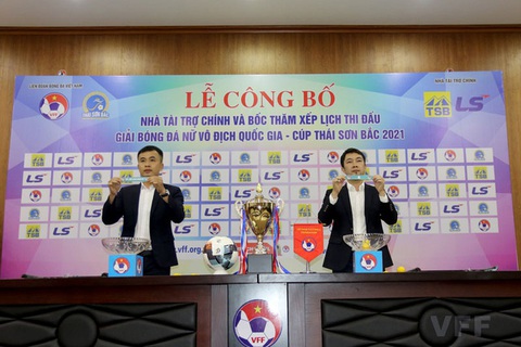 Đội vô địch bóng đá nữ quốc gia được thưởng 300 triệu đồng - Ảnh 1. Đội vô địch bóng đá nữ quốc gia được thưởng 300 triệu đồng - Ảnh 1.