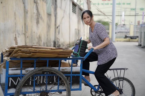 Vpop hè 2021 dần tăng ‘nhiệt’ với Sơn Tùng M-TP, Lyly, Chillies, Sunni Hạ Linh - Ảnh 7. Vpop hè 2021 dần tăng ‘nhiệt’ với Sơn Tùng M-TP, Lyly, Chillies, Sunni Hạ Linh - Ảnh 7.