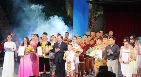 Trao 20 giải thưởng trong cuộc thi Tài năng xiếc toàn quốc 2021 - Ảnh 1. Trao 20 giải thưởng trong cuộc thi Tài năng xiếc toàn quốc 2021 - Ảnh 1.
