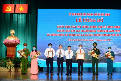Trao quyết định công nhận Cần Giờ đạt chuẩn nông thôn mới và Thạnh An là xã đảo - Ảnh 2. Trao quyết định công nhận Cần Giờ đạt chuẩn nông thôn mới và Thạnh An là xã đảo - Ảnh 2.