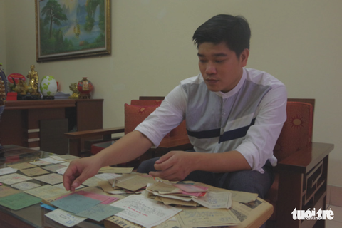 Người sưu tầm hơn 500 thẻ cử tri, có tấm thẻ từ 1946 - Ảnh 1. Người sưu tầm hơn 500 thẻ cử tri, có tấm thẻ từ 1946 - Ảnh 1.