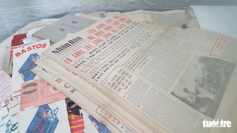 Người sưu tầm hơn 500 thẻ cử tri, có tấm thẻ từ 1946 - Ảnh 4. Người sưu tầm hơn 500 thẻ cử tri, có tấm thẻ từ 1946 - Ảnh 4.
