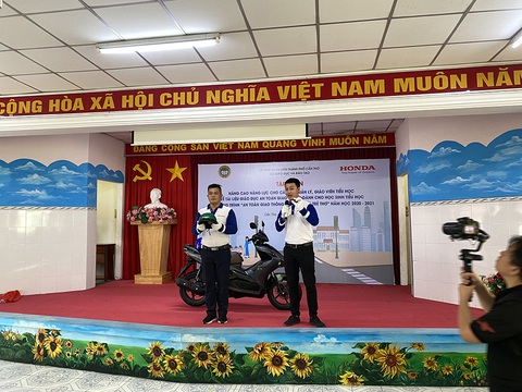 Tuyên dương các HEAD xuất sắc nhất trong đào tạo Lái xe an toàn - Ảnh 3. Tuyên dương các HEAD xuất sắc nhất trong đào tạo Lái xe an toàn - Ảnh 3.