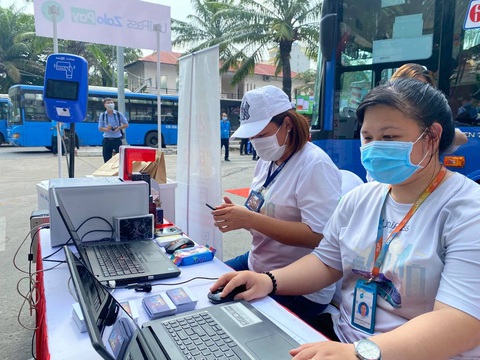 TP.HCM đưa vào khai thác 4 tuyến xe buýt đấu thầu - Ảnh 3. TP.HCM đưa vào khai thác 4 tuyến xe buýt đấu thầu - Ảnh 3.