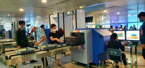 Giảm ùn tắc sân bay Tân Sơn Nhất dịp lễ được chuẩn bị ra sao? - Ảnh 2. Giảm ùn tắc sân bay Tân Sơn Nhất dịp lễ được chuẩn bị ra sao? - Ảnh 2.