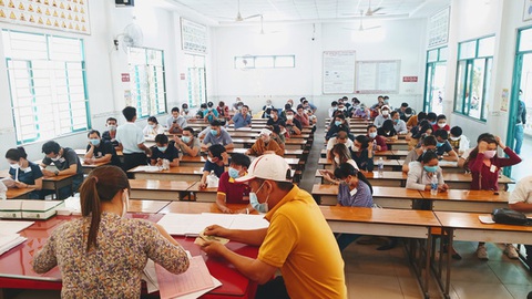 Từ 8-5, TP.HCM tạm ngừng đào tạo, sát hạch lái xe phòng dịch COVID-19 - Ảnh 1. Từ 8-5, TP.HCM tạm ngừng đào tạo, sát hạch lái xe phòng dịch COVID-19 - Ảnh 1.